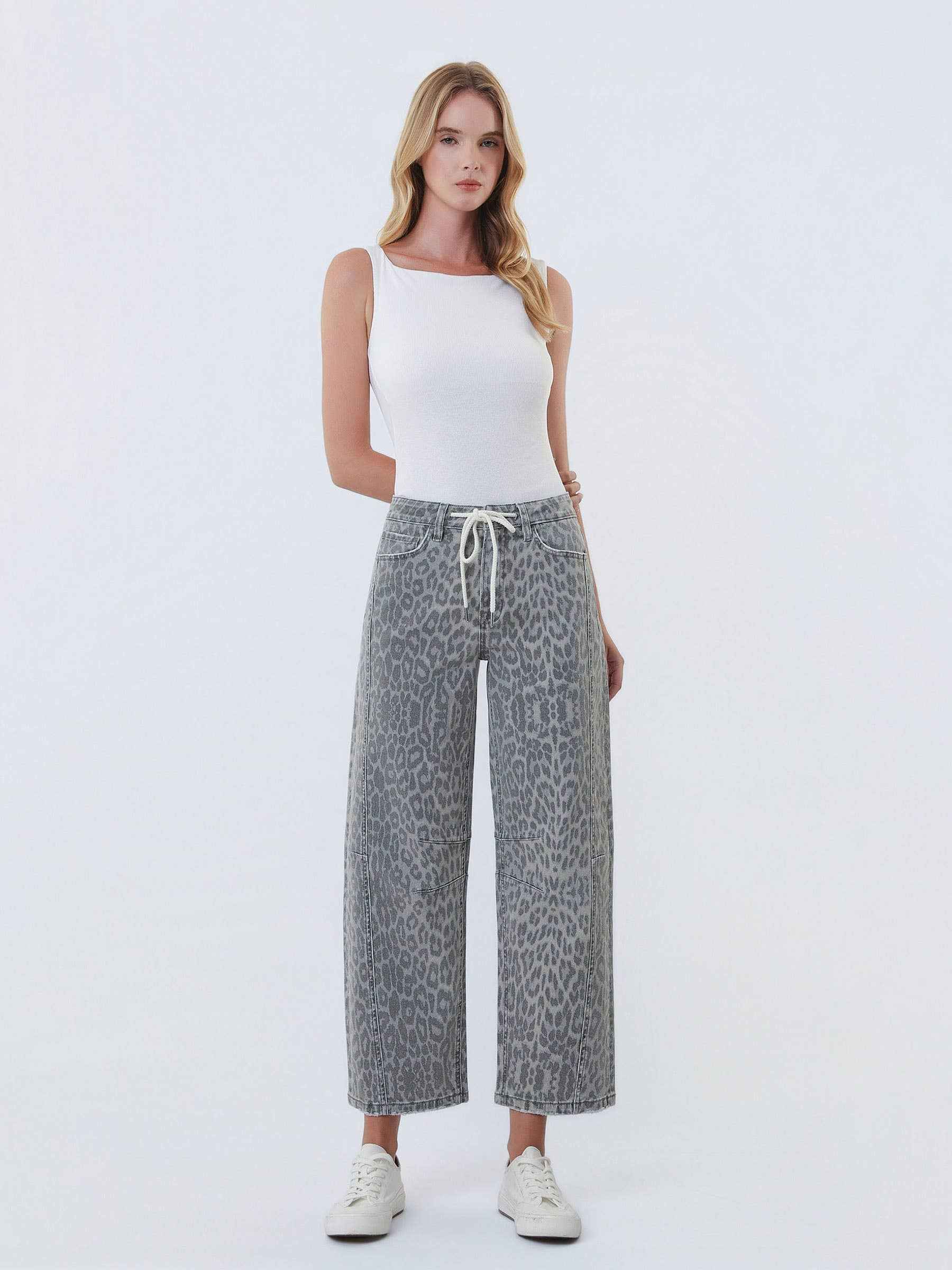HIGH RISE DRAWSTRING GREY LEOPARD BARREL JEANS T7327GLP