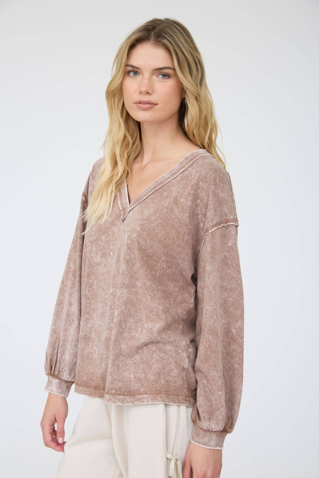WASHED SEAM DETAIL LONG SLEEVE