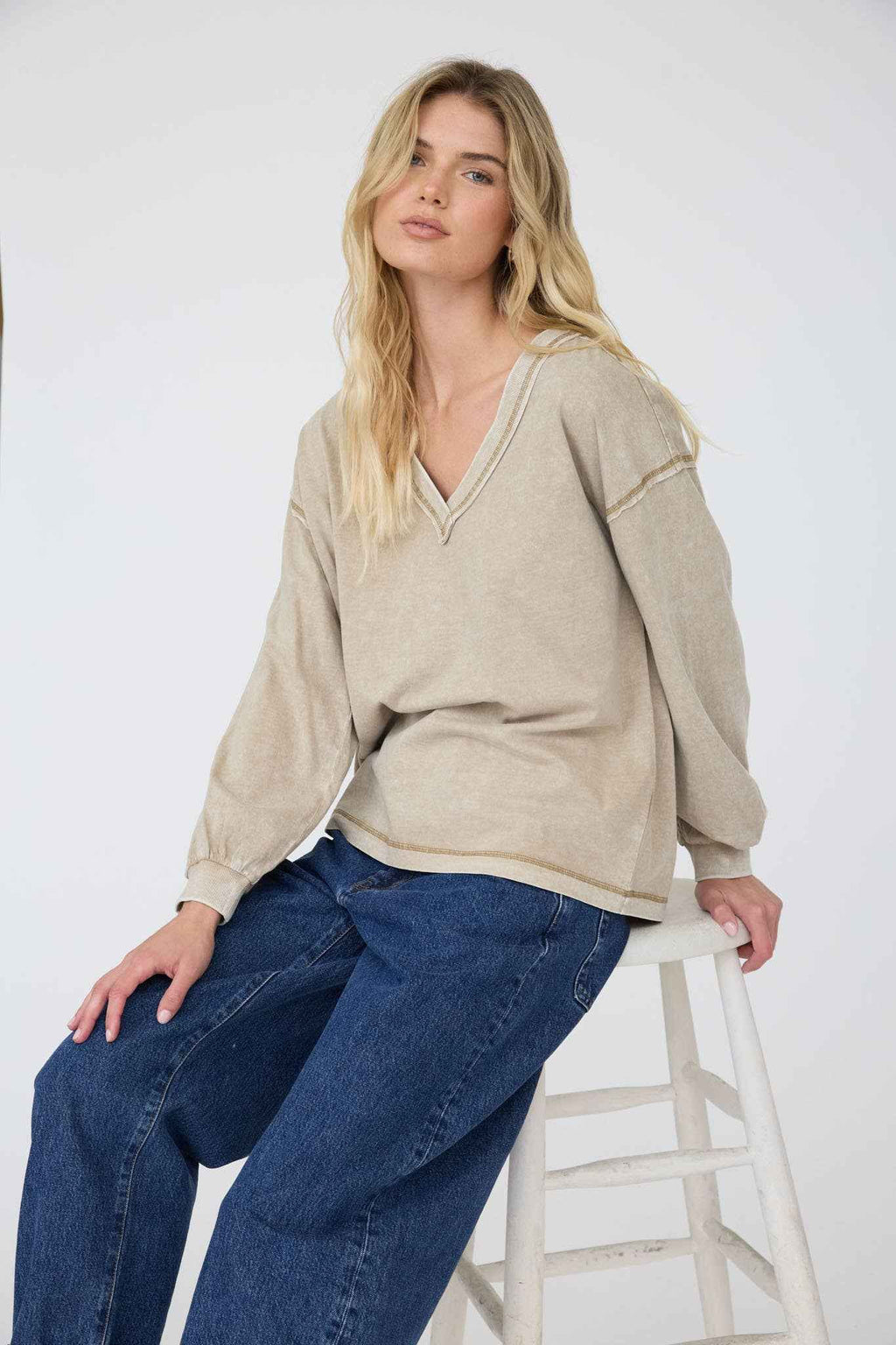 WASHED INVERTED SEAM DETAIL LONG SLEEVE KNIT TOP