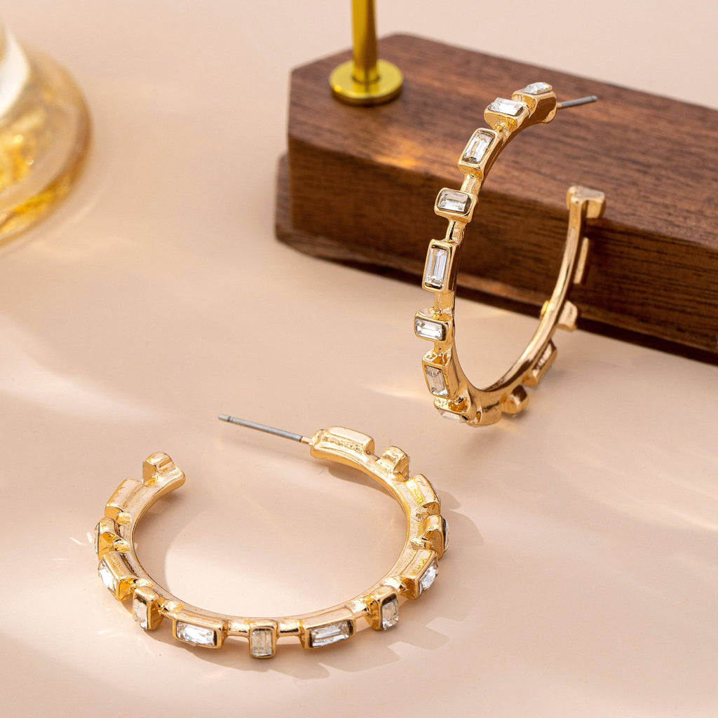 CLASSIC BAGUETTE HOOP EARRING | 80E61574