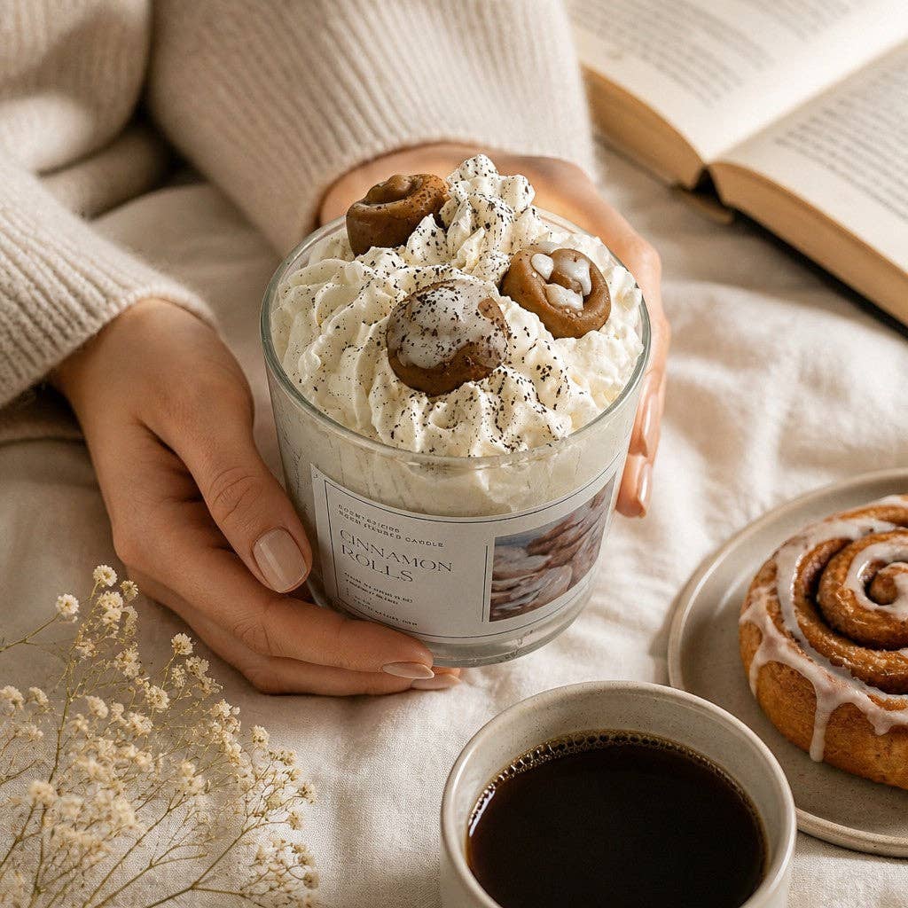 Doodlations Boutique Candle | Cinnamon Bun