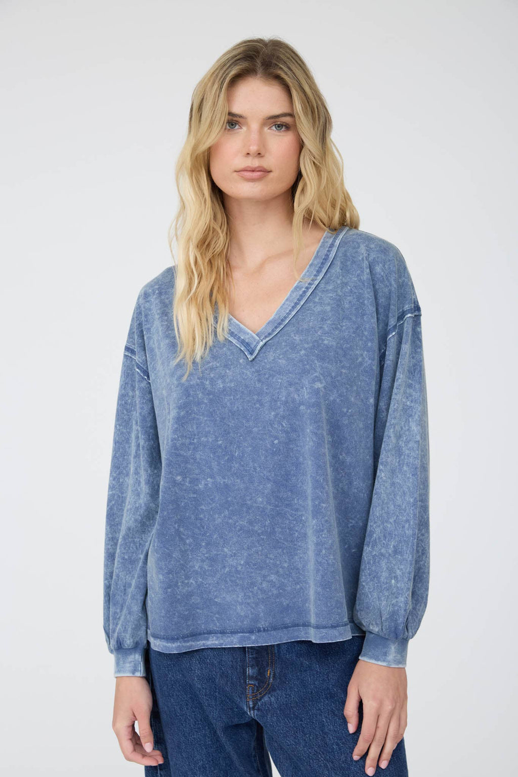 WASHED SEAM DETAIL LONG SLEEVE