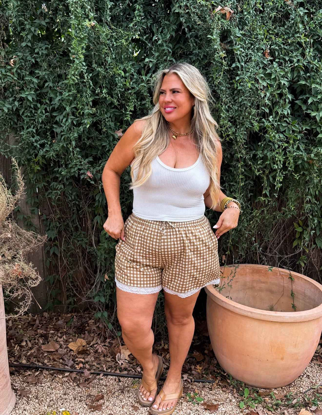 COUNTRY SIDE SHORTS