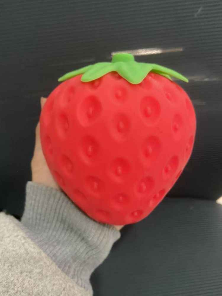 Squishy- XL strawberry (expected 5/22)