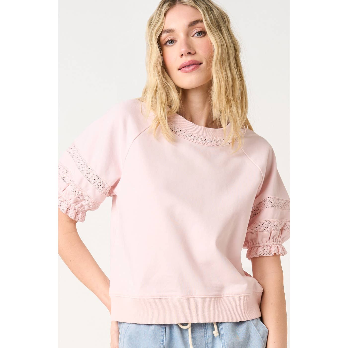 LACE DETAIL PUFF SLEEVE TOP