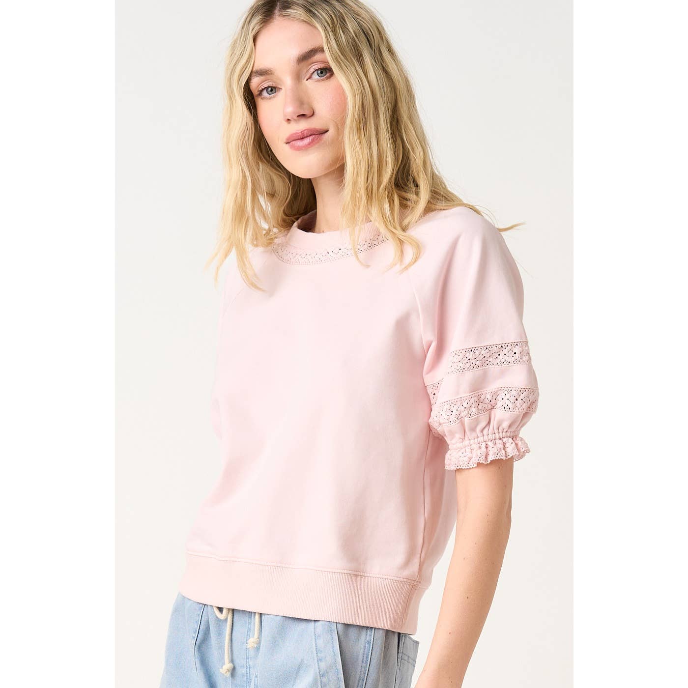 LACE DETAIL PUFF SLEEVE TOP