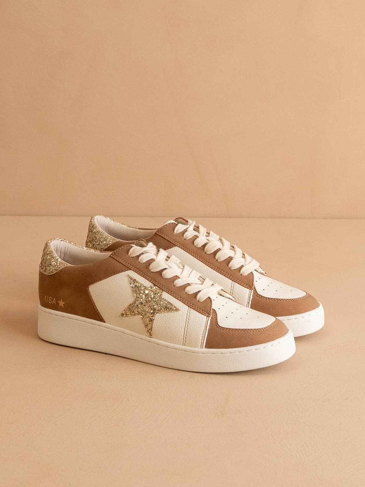 The Liberty | Camel Glitter Star Sneaker